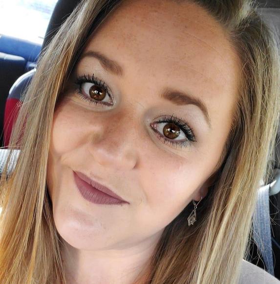 Meet your Posher, Samantha - Picture 1 of 1